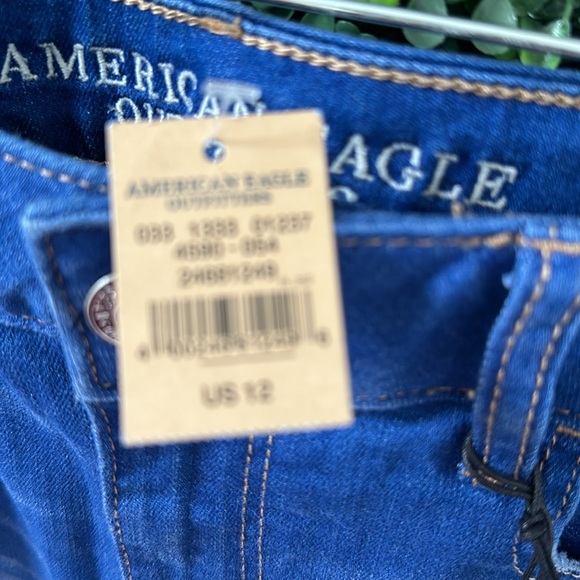 Hi-Rise Shortie - Picture 3 of 3